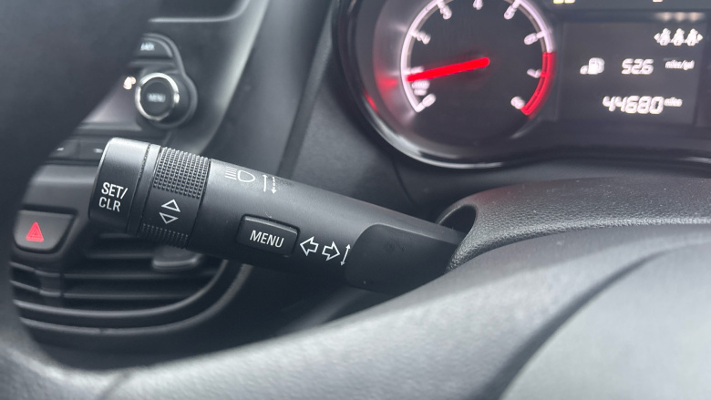 Vauxhall Viva 1.0 [73] SE 5dr [A/C] Petrol Hatchback